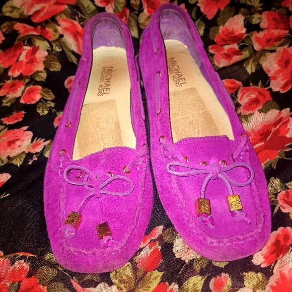 😻Michael Kors🌺Fuchsia Suede Flats😈 - Picture 8 of 9